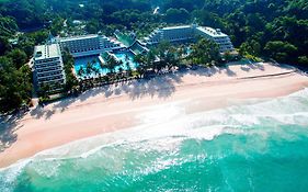 Le Meridien Phuket Beach Resort  5*